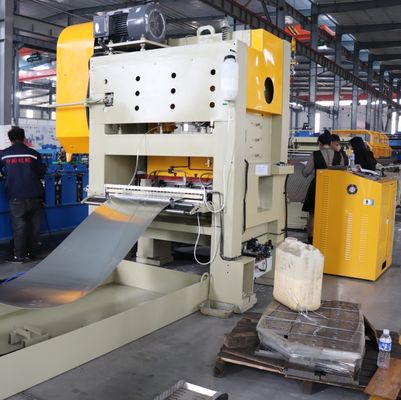 ध्वनिक ध्वनि बाधा पैनल प्रोफाइल रोलिंग बनाने की मशीन